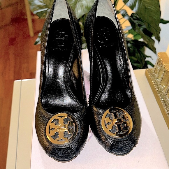 Tory Burch Black Peep Toe Pumps - Picture 7 of 11